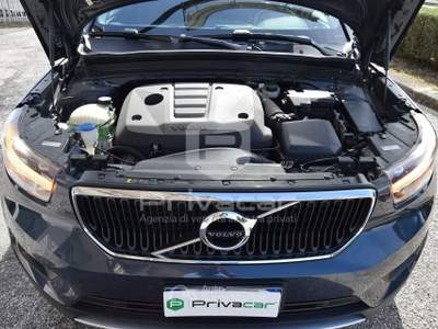 Volvo XC40 VOLVO XC40 D3 Momentum Pro Blu/Azzurro usata Macerata