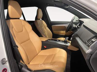 Volvo XC90 2.0 d5 235CV AWD Geartronic Momentum Bianco usata Ravenna