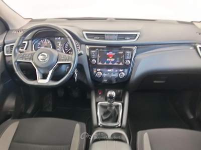 Nissan Qashqai 1.3 DIG-T 140 CV Acenta Premium Bianco usata Lurate Caccivio