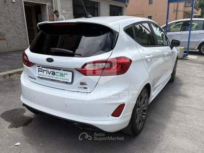 Ford Fiesta FORD Fiesta 1.0 Ecoboost Hybrid 125 CV 5 porte ST-Line Bianco usata Montesilvano