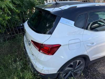 Seat Arona Style INCIDENTATA Bianco usata Città di Castello