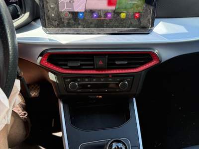 Seat Arona Style INCIDENTATA Bianco usata Città di Castello