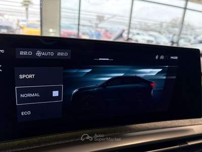 Peugeot 3008 GT Hybrid 145 e-DCS6 SPOTICAR Bianco usata Bagnaria Arsa