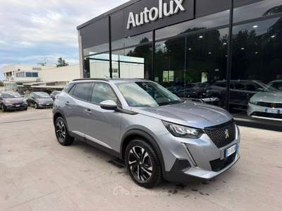 Peugeot 2008 PEUGEOT 2008 BlueHDi 110 ALLURE Grigio usata Teramo