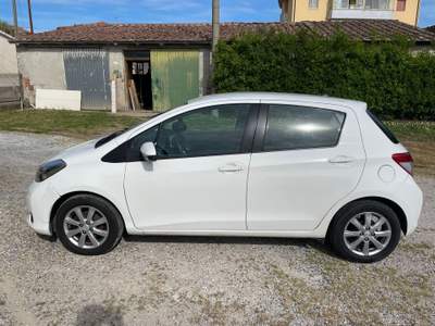 Toyota Yaris buono stato Bianco usata PISA