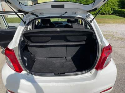 Toyota Yaris buono stato Bianco usata PISA