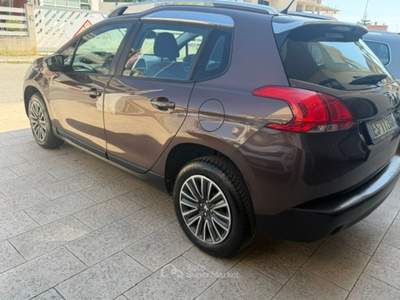 Peugeot 2008 Peugeot 2008 1.6 e-HDi 92 cv Marrone usata Termoli