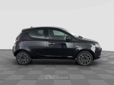 Lancia Ypsilon Ypsilon 1.0 FireFly 5 porte S&S Hybrid Silver Nero usata Parma