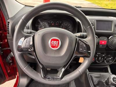 Fiat QUBO 95cv Trekking KM 73.500-REVISIONE OK Rosso usata Caerano di San Marco