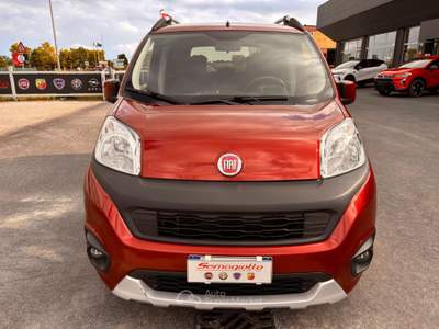 Fiat QUBO 95cv Trekking KM 73.500-REVISIONE OK Rosso usata Caerano di San Marco