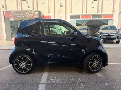 Smart ForTwo Smart ForTwo BRABUS 0.9 Turbo twinamic XCLUSIVE JBL SOUND Blu/Azzurro usata Aprilia
