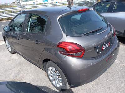 Peugeot 208 5P 1.2 PureTech 82CV Active Grigio usata Giugliano in Campania