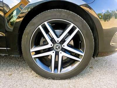 Mercedes-Benz Classe V 4matic, fari led intelligent, porte laterali automatiche Nero usata Pieve di Soligo
