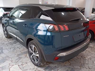 Peugeot 3008 1.2 PureTech Turbo 130CV Allure Pack Blu/Azzurro usata Giugliano in Campania
