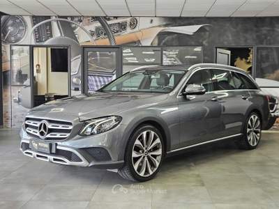 Mercedes-Benz Classe E Mercedes-benz E 220d S.W. 4Matic Premium All-Terrain Grigio usata Pistoia