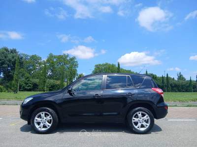 Toyota RAV4 4X4 Nero usata Massa
