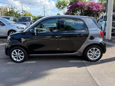 Smart ForFour 70 1.0 Passion Cambio manuale Nero usata Roma