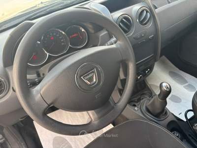 Dacia Duster ADATTA A NEOPATENTATI Grigio usata Alseno