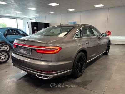 Audi A8 3.0 Quattro 4X4 tiptronic Strafull MHEV Grigio usata Qualiano