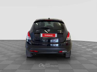 Lancia Ypsilon Ypsilon 1.0 FireFly 5 porte S&S Hybrid Silver Nero usata Parma
