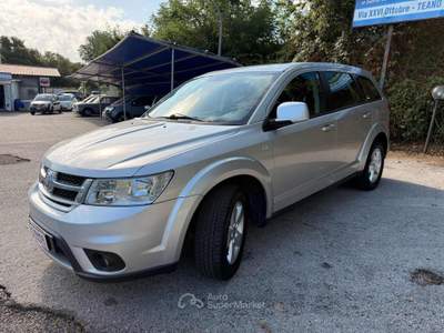 Fiat Freemont 2.0 Multijet 140 CV Urban 7PL Argento usata Teano