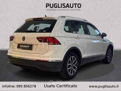 Volkswagen Tiguan 2.0 TDI SCR Life Bianco usata BELPASSO