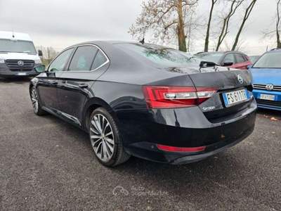 Skoda Superb Superb 2.0 tdi Laurin & Klement 140kw L&K FS611TR Nero usata Basiliano