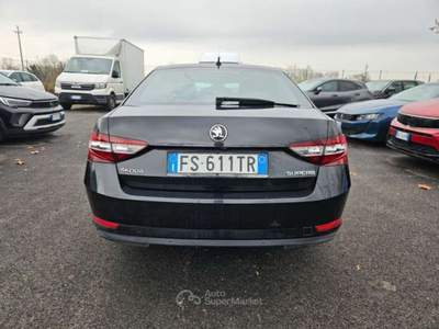 Skoda Superb Superb 2.0 tdi Laurin & Klement 140kw L&K FS611TR Nero usata Basiliano