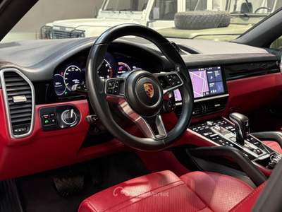 Porsche Cayenne Coupé 3.0 V6 E-Hybrid Nero usata Bologna