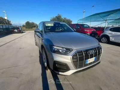 Audi Q5 Sportback 40 2.0 tdi Advanced 4x4 s-tronic GM777GG Argento usata Basiliano