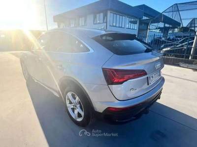 Audi Q5 Sportback 40 2.0 tdi Advanced 4x4 s-tronic GM777GG Argento usata Basiliano