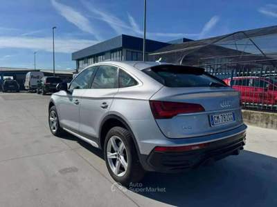 Audi Q5 Sportback 40 2.0 tdi Advanced 4x4 s-tronic GM782GG Argento usata Basiliano