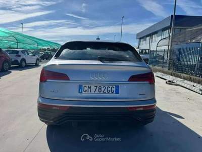 Audi Q5 Sportback 40 2.0 tdi Advanced 4x4 s-tronic GM782GG Argento usata Basiliano
