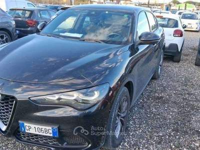 Alfa Romeo Stelvio Stelvio 2023 2.2 Super Q4 210cv auto TG: GP106BG Grigio usata Basiliano