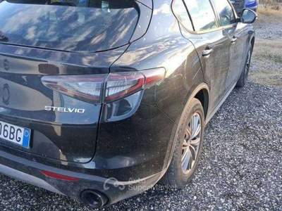 Alfa Romeo Stelvio Stelvio 2023 2.2 Super Q4 210cv auto TG: GP106BG Grigio usata Basiliano