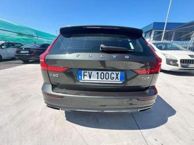 Volvo V60 V60 II 2019 2.0 t8 te Inscription awd - FV100GX Nero usata Basiliano