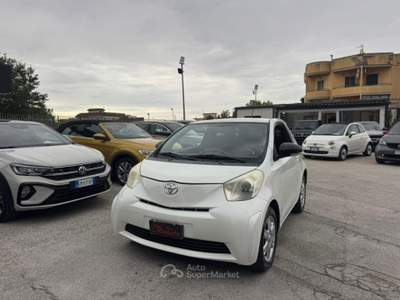 Toyota iQ 1.0 Sol Bianco usata Volla