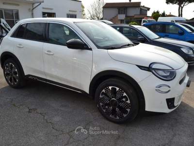 Fiat 600 1.2 Hybrid 110CV DCT MHEV La Prima KM ZERO Bianco usata COMACCHIO