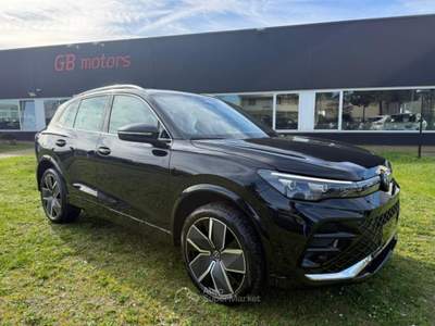 Volkswagen Tiguan 2.0 TDI 193 CV DSG 4MOTION MY26 R-Line Plus TETTO Nero usata Imola