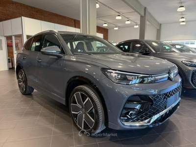 Volkswagen Tiguan 2.0 TDI 193 CV DSG 4MOTION MY26 R-Line Plus TETTO Grigio usata Imola