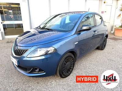 Lancia Ypsilon 1.0 FireFly Hybrid 5 Pt. Silver Blu/Azzurro usata Cinisello Balsamo