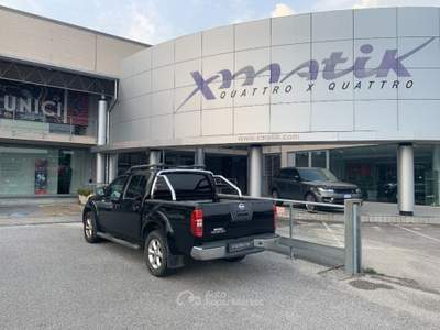 Nissan Navara 2.5 dCi 190CV 4 porte Double Cab LE Nero usata San Vendemiano