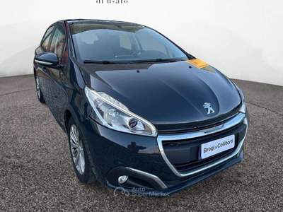 Peugeot 208 I 2015 5 Porte 1.6 BlueHDi 75cv Allure Blu/Azzurro usata Empoli