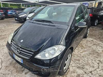 Mercedes-Benz Classe A AUTOMATIC Coupé Elegance Nero usata Rossano Veneto