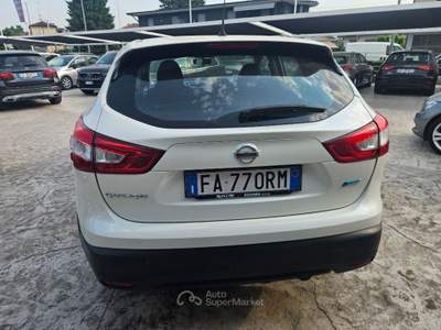 Nissan Qashqai 1.5 dCi Business Bianco usata Rossano Veneto