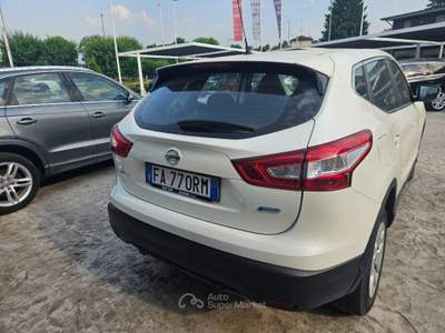 Nissan Qashqai 1.5 dCi Business Bianco usata Rossano Veneto