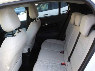 Fiat 600 Hybrid 100 CV DCT MHEV La Prima Bianco usata Trapani