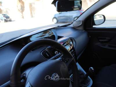 Lancia Ypsilon 1.3 MJT 16V 95 CV 5 porte S&S S Momodesign Nero usata Trapani