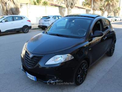 Lancia Ypsilon 1.3 MJT 16V 95 CV 5 porte S&S S Momodesign Nero usata Trapani