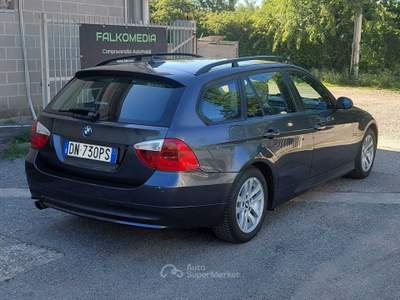 BMW Serie 3 320i E91 sw Touring Eletta 170cv auto FULL SERVICE Grigio usata Bernate Ticino